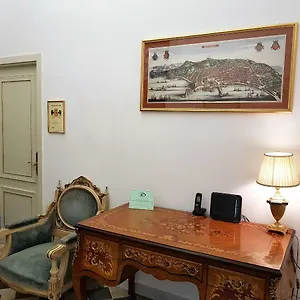 Bed & Breakfast San Mattia, Naples